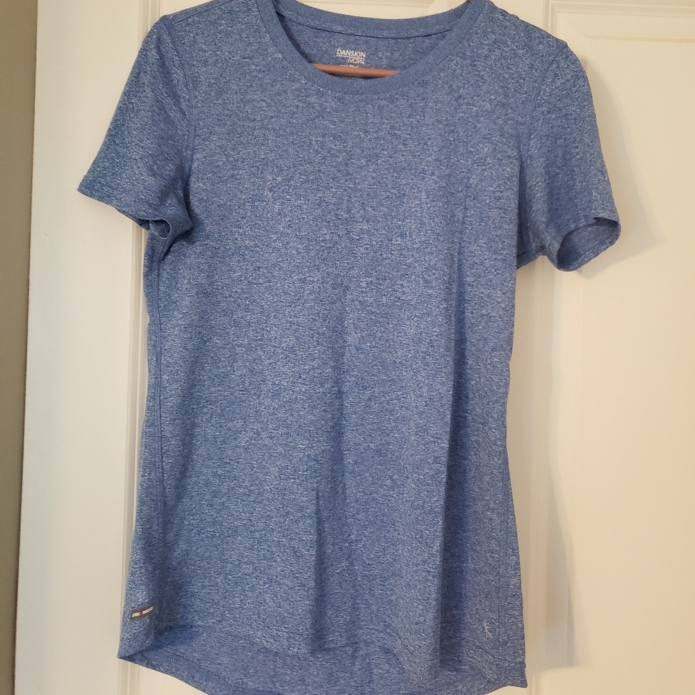 Small Danskin semi-fitted workout shirt